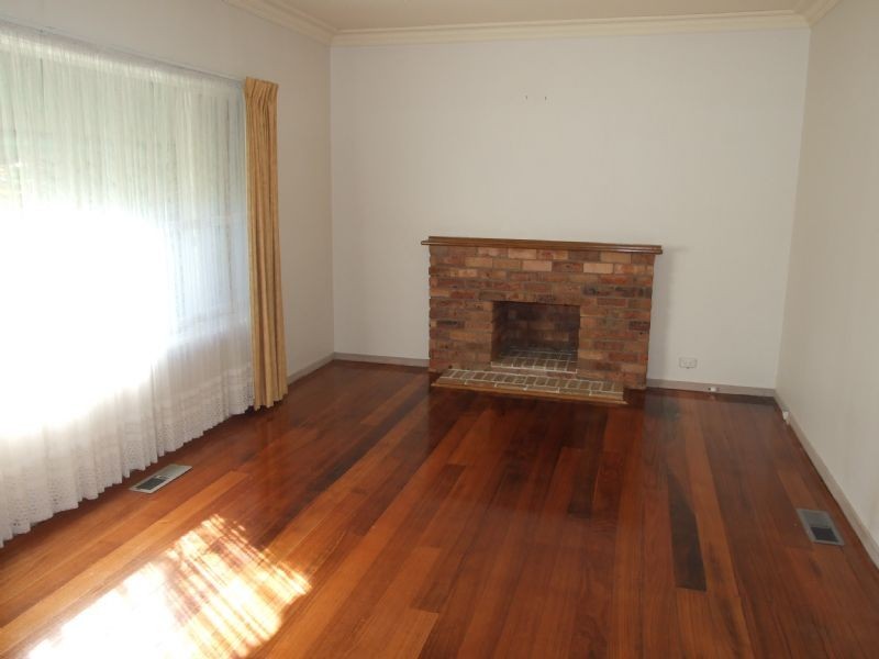 1 Heatherbrae Avenue, Ringwood VIC 3134