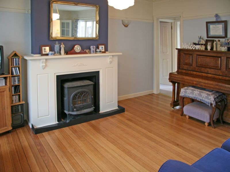 31 Nelson Street, Ringwood VIC 3134