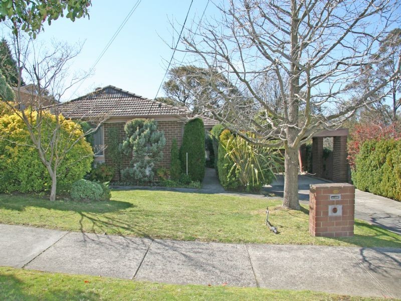44 Holyrood Crescent, Ringwood VIC 3134