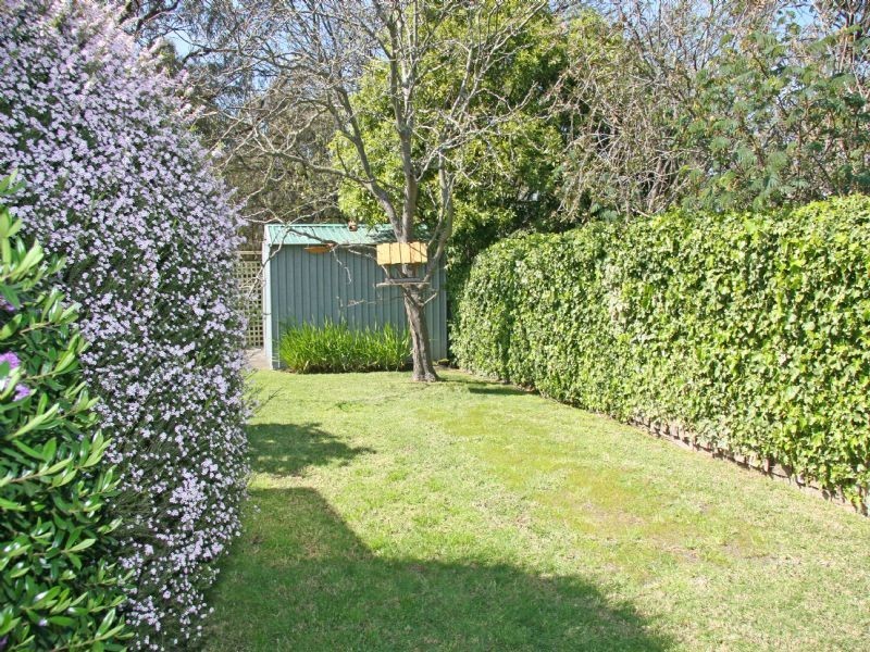 44 Holyrood Crescent, Ringwood VIC 3134