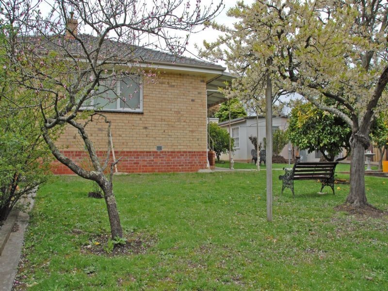 21 Morcom Avenue, Ringwood East VIC 3135