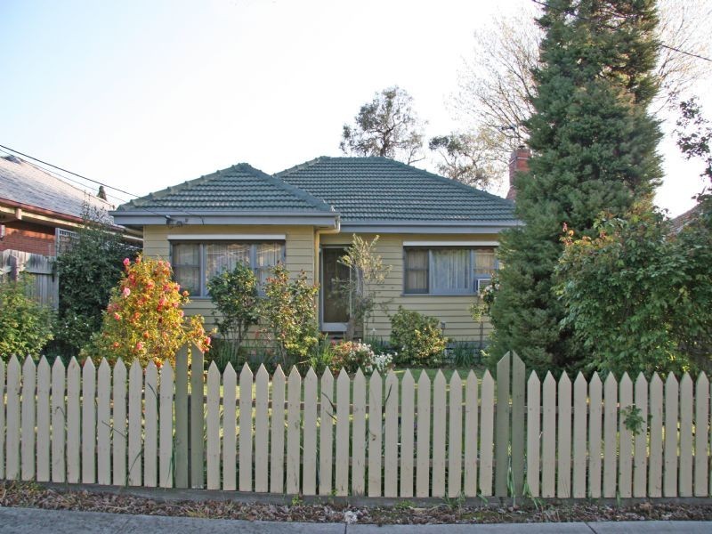 23 Carcoola Road, Ringwood East VIC 3135