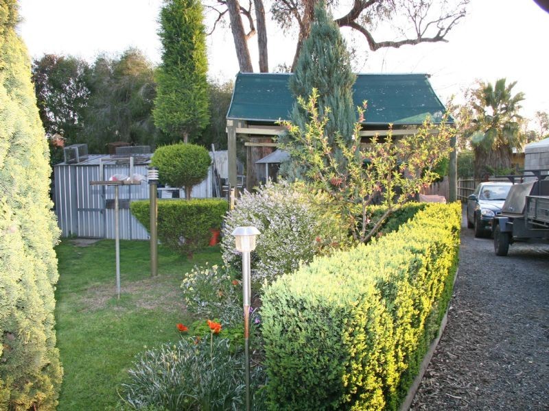 23 Carcoola Road, Ringwood East VIC 3135