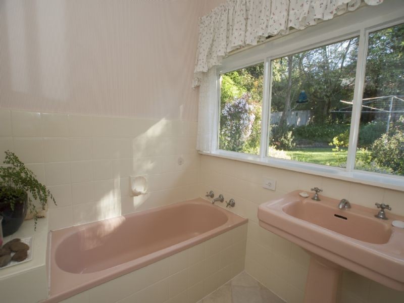 10 Vasey Concourse, Ringwood East VIC 3135