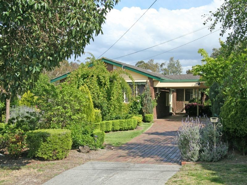 14 Lucania Close, Ringwood East VIC 3135