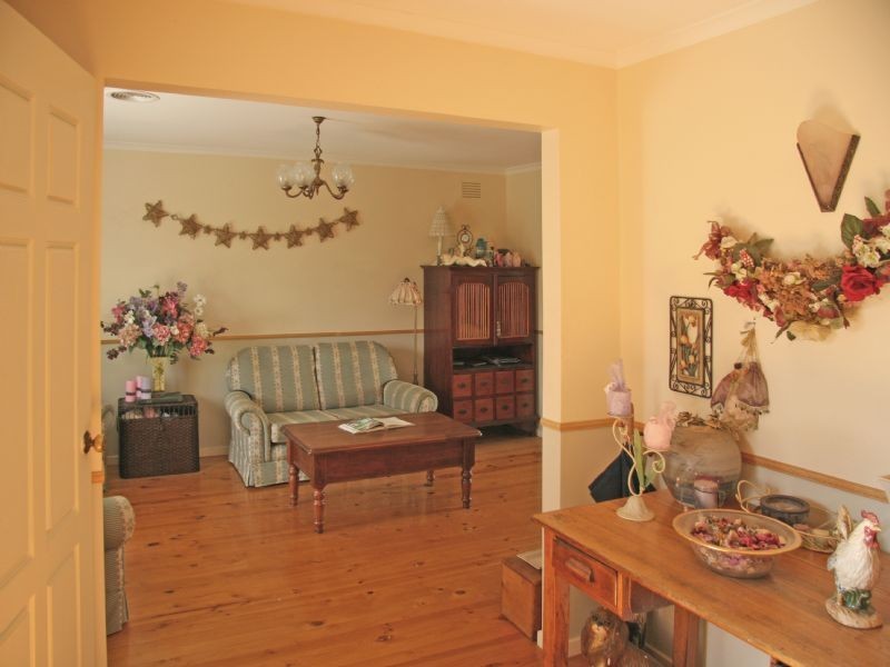 2 Trevor Court, Warranwood VIC 3134