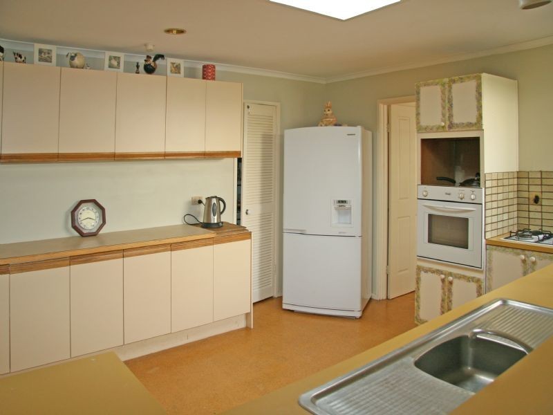 2 Trevor Court, Warranwood VIC 3134