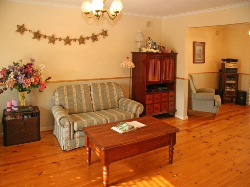 2 Trevor Court, Warranwood VIC 3134