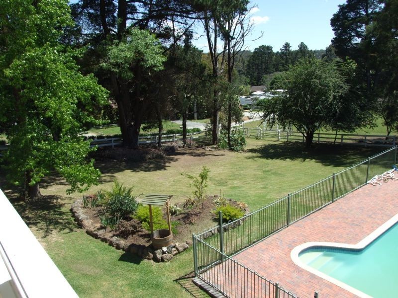 8-10 Bailey Grove, Wandin North VIC 3139