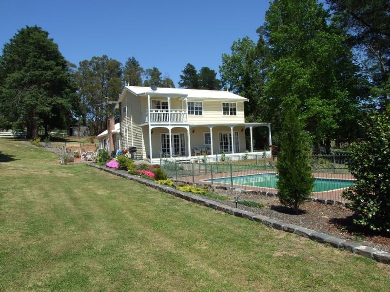 8-10 Bailey Grove, Wandin North VIC 3139