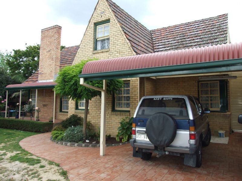 10 Neil Street, Heathmont VIC 3135