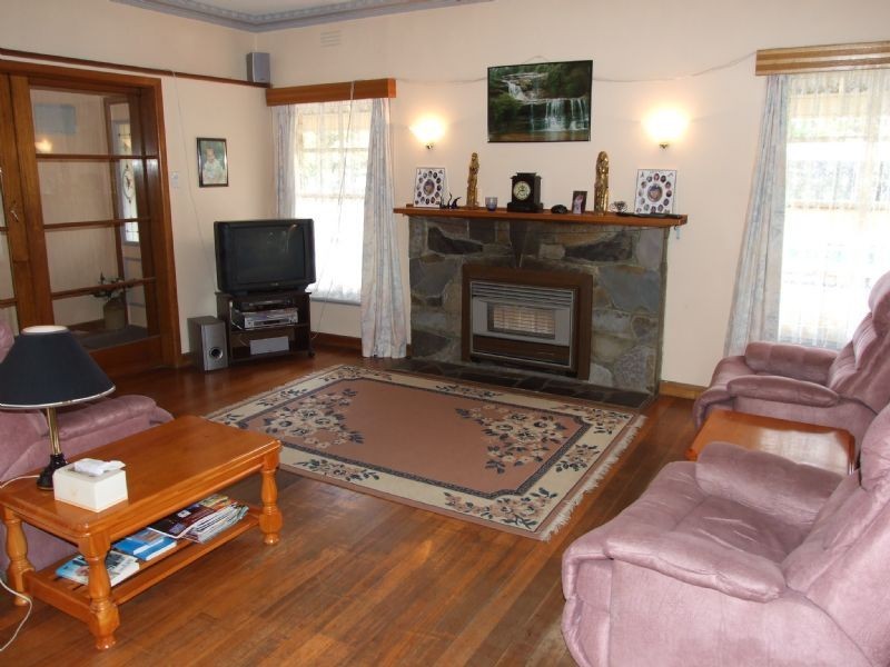 10 Neil Street, Heathmont VIC 3135