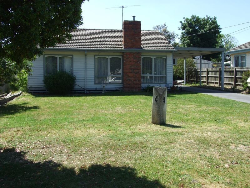 4 Churchill Street, Ringwood VIC 3134