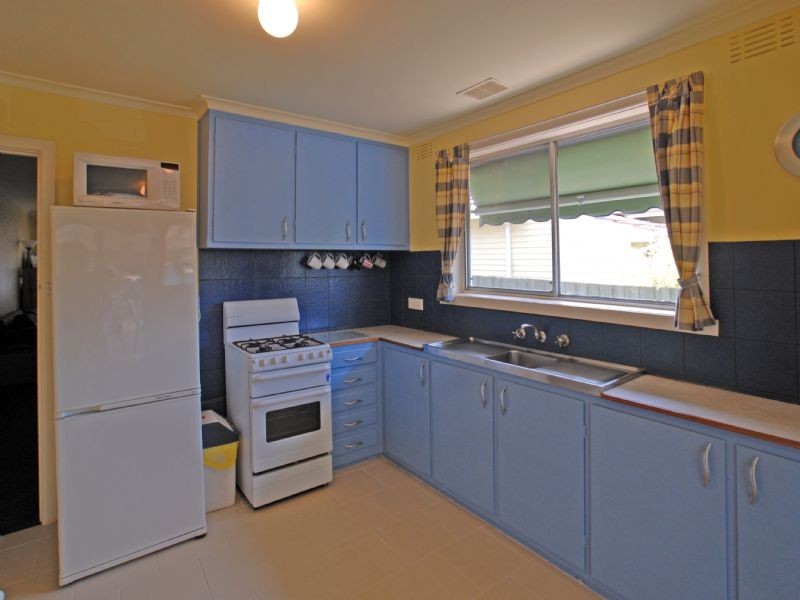 13 Langley Street, Ringwood East VIC 3135