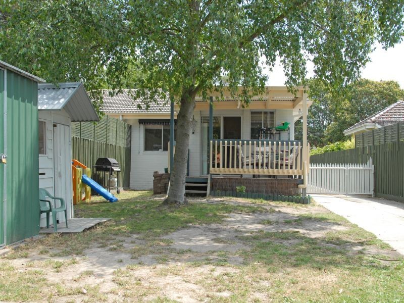 13 Langley Street, Ringwood East VIC 3135