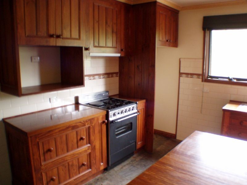 32 Littlejohn Road, Warranwood VIC 3134