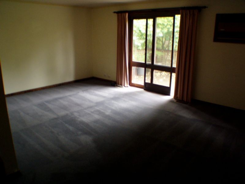 32 Littlejohn Road, Warranwood VIC 3134