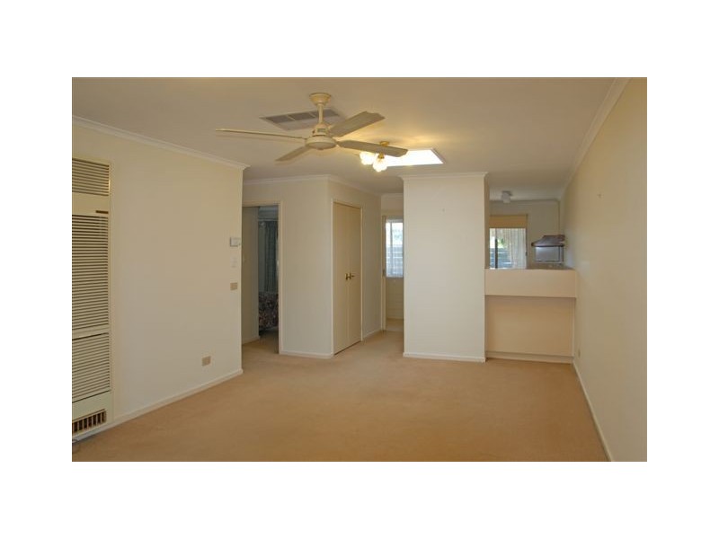 3/8 Albert Street, Ringwood VIC 3134