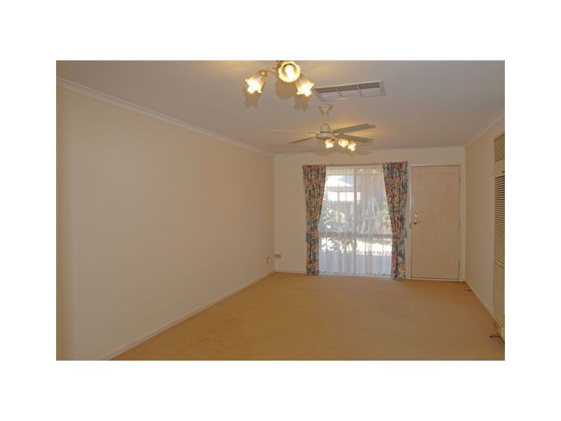 3/8 Albert Street, Ringwood VIC 3134