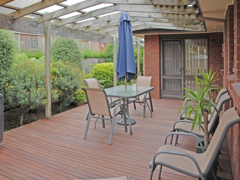 4 Lucania Close, Ringwood East VIC 3135