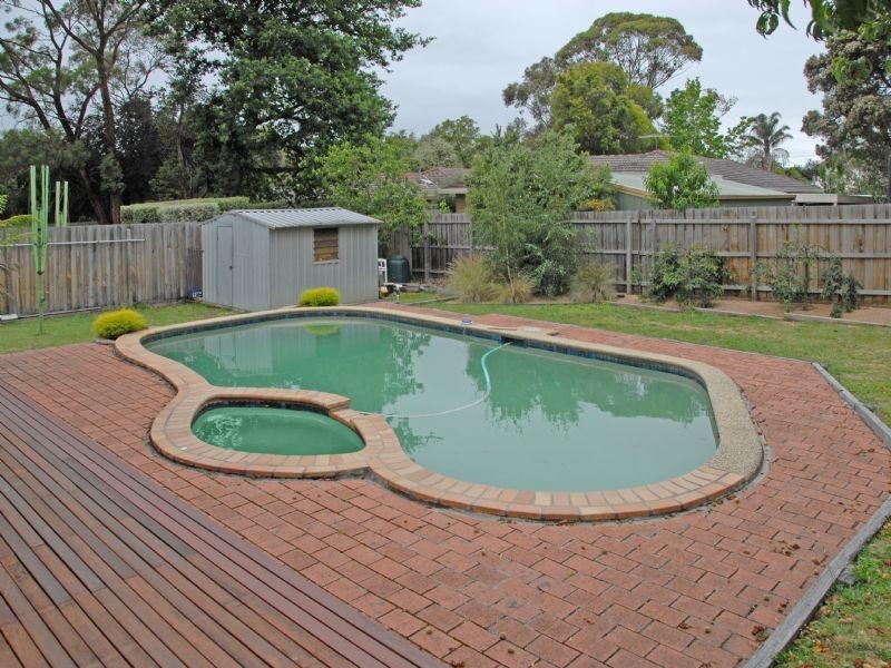 4 Lucania Close, Ringwood East VIC 3135