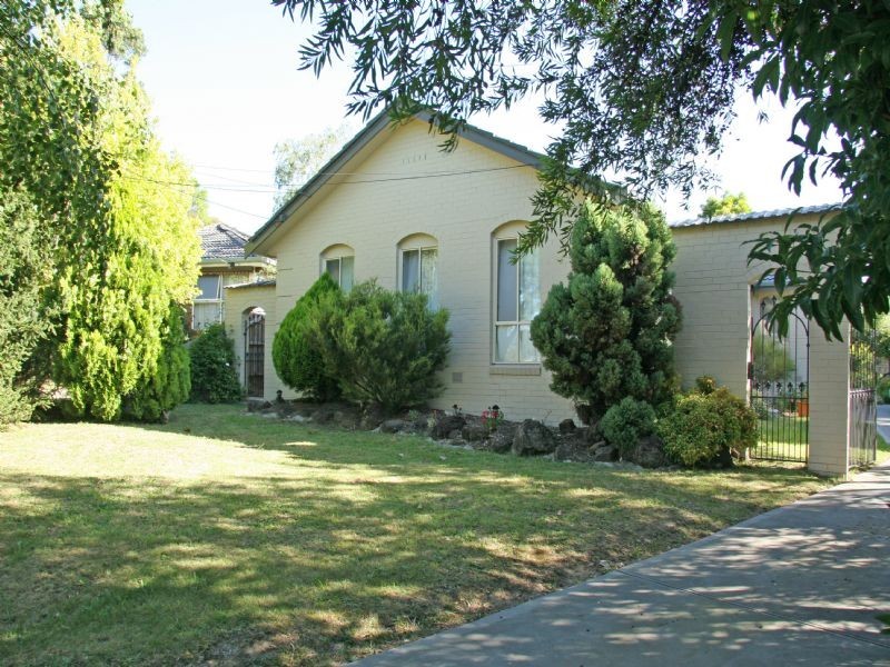 38 Bronhill Road, Ringwood East VIC 3135