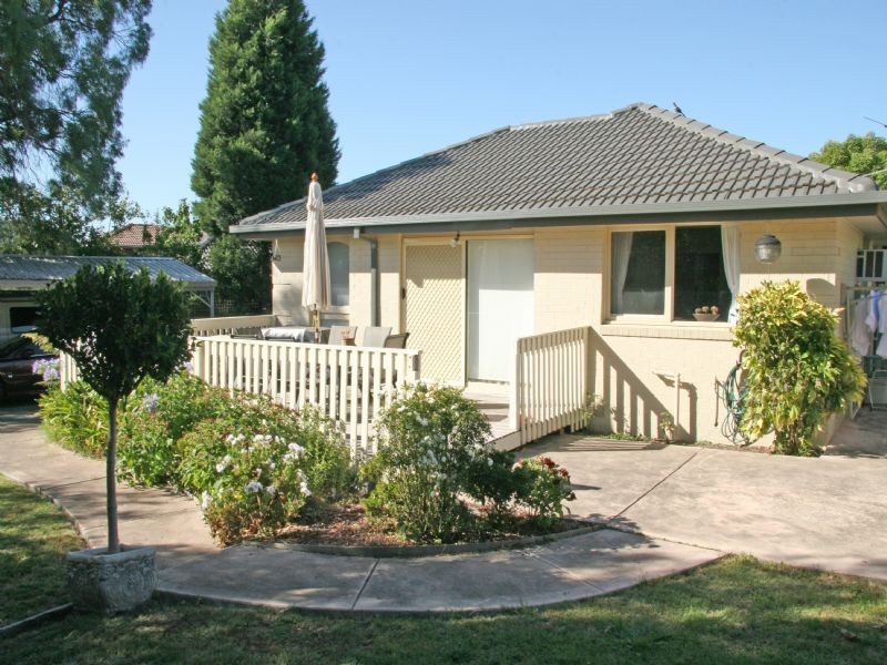38 Bronhill Road, Ringwood East VIC 3135