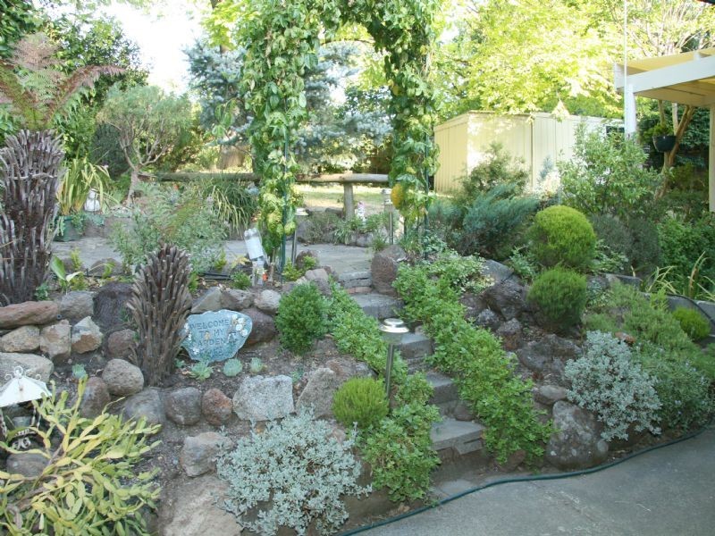 6 Montalbo Road, Ringwood North VIC 3134