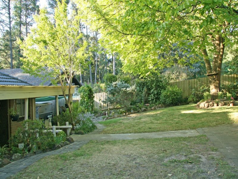 6 Montalbo Road, Ringwood North VIC 3134