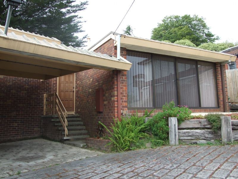 1/7 Stonington Place, Ringwood VIC 3134