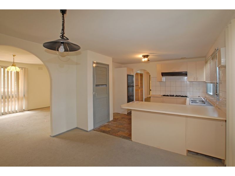 21 Westmore Drive, Heathmont VIC 3135