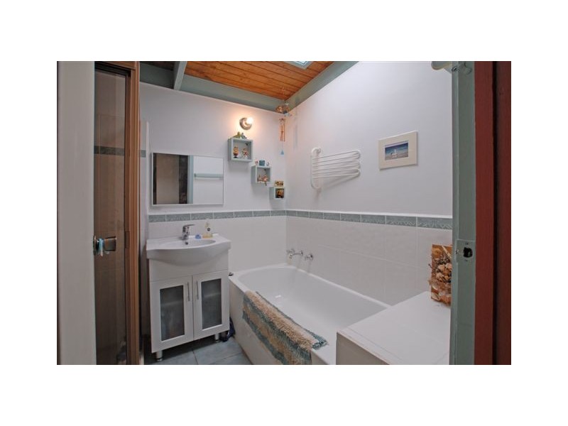 10 Oak Grove, Mount Evelyn VIC 3796