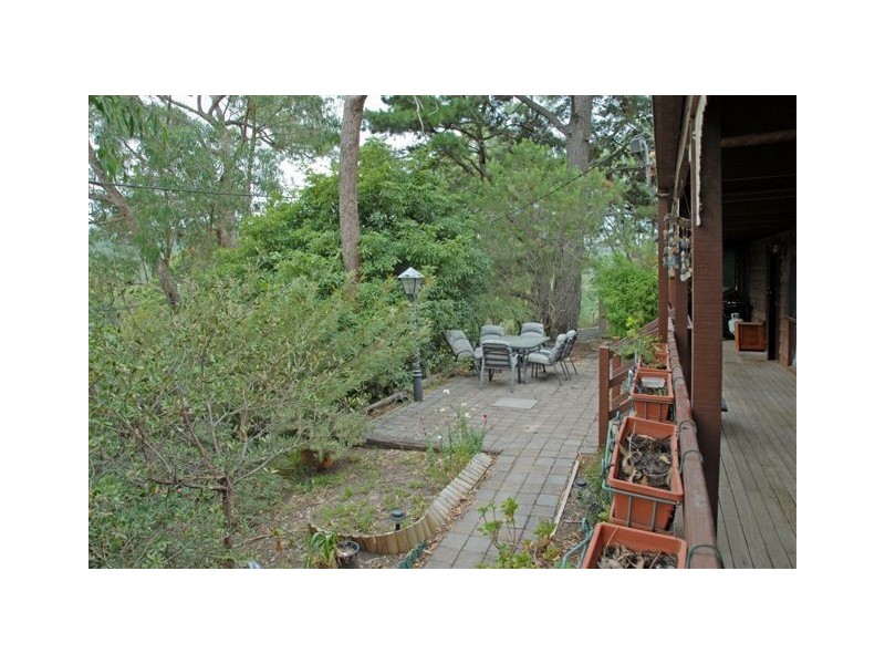 10 Oak Grove, Mount Evelyn VIC 3796