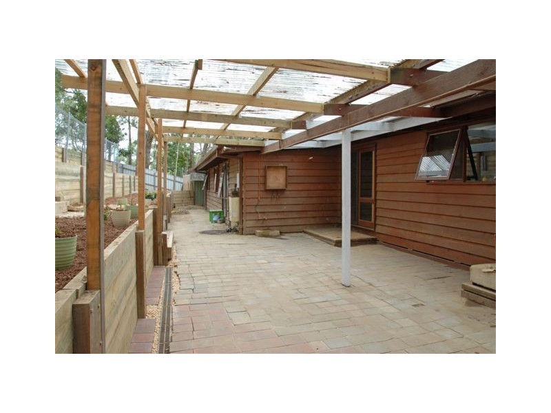 10 Oak Grove, Mount Evelyn VIC 3796