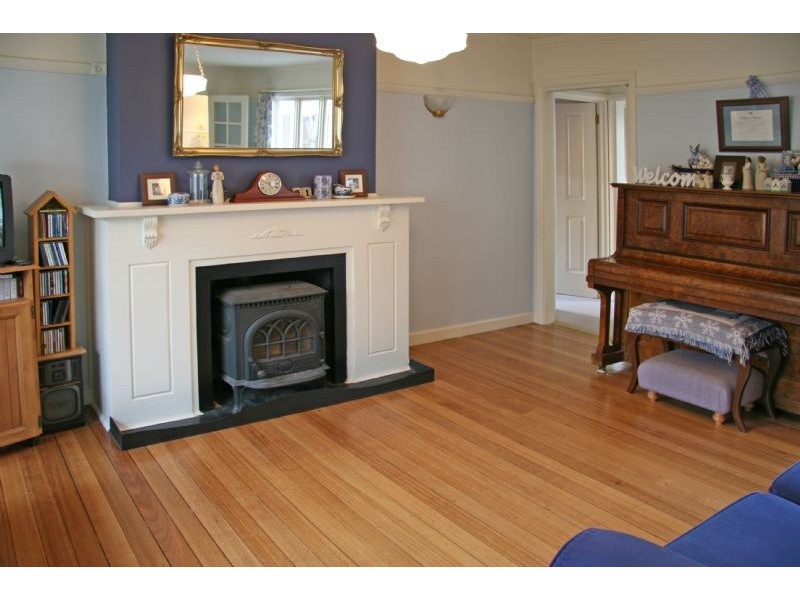 31 Nelson Street, Ringwood VIC 3134