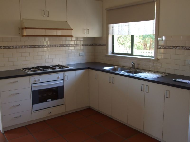 1/83 Hull Road, Croydon VIC 3136