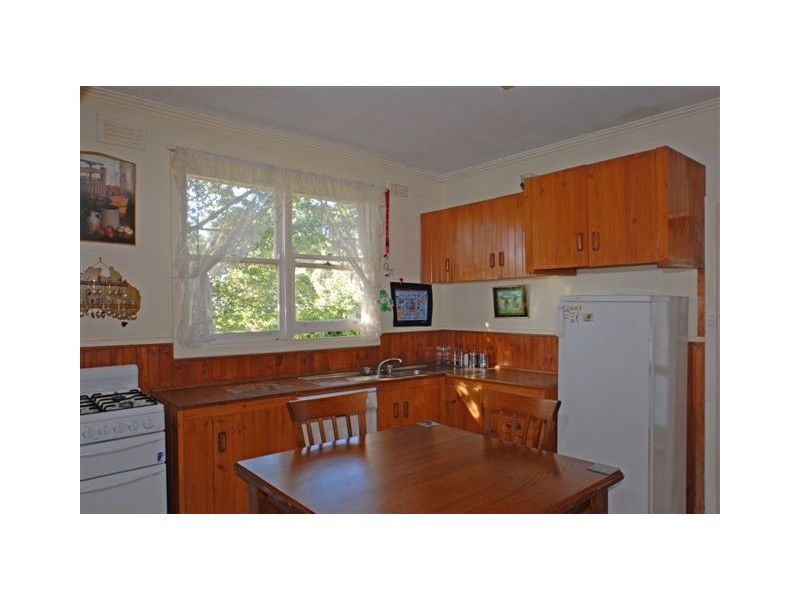 1/20 Wattle Avenue, Ringwood VIC 3134