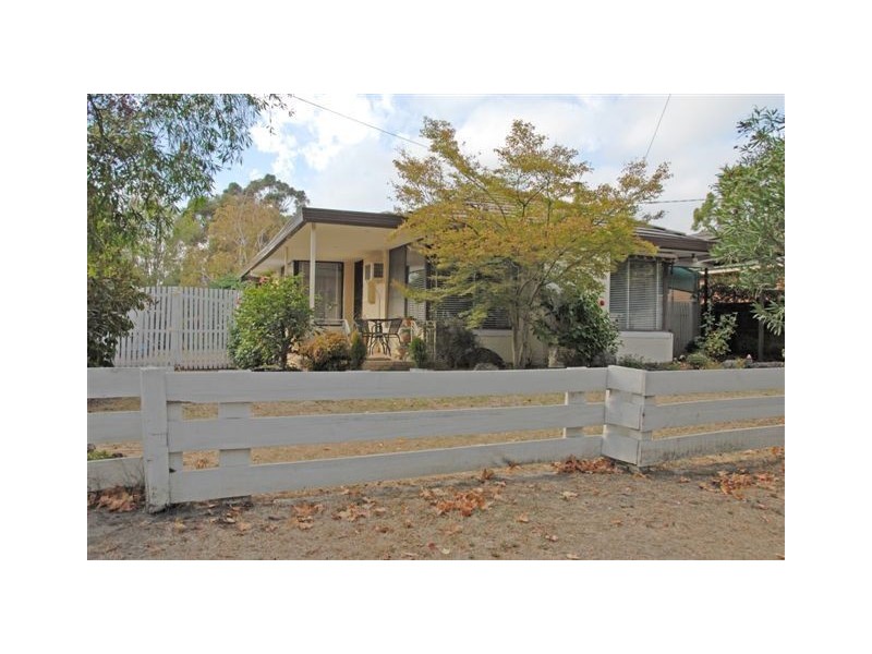 2 Ronald Street, Ringwood VIC 3134