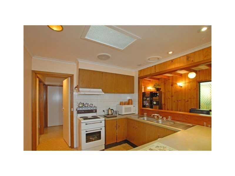 2 Ronald Street, Ringwood VIC 3134