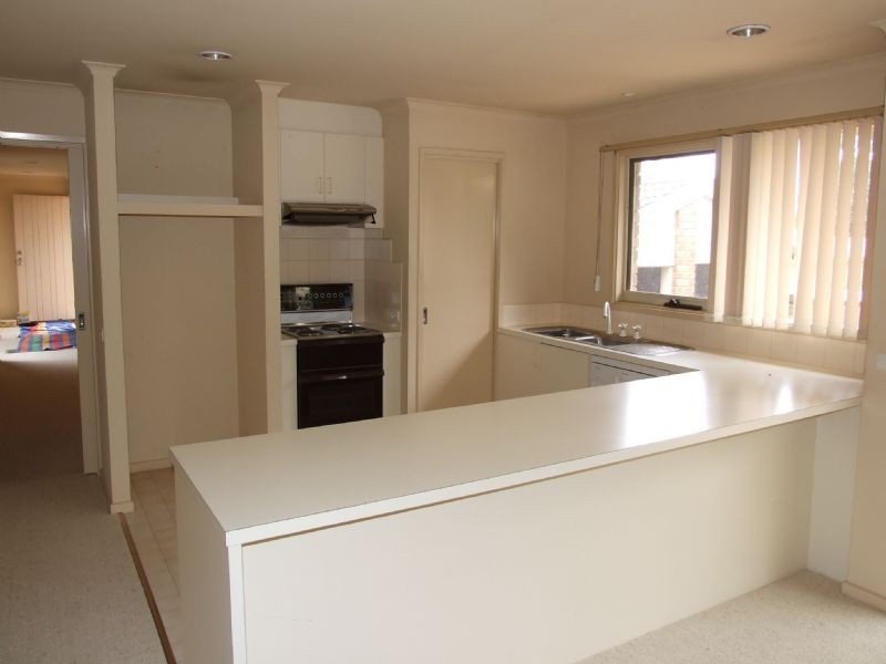 2/3 Mirabel Avenue, Ringwood East VIC 3135