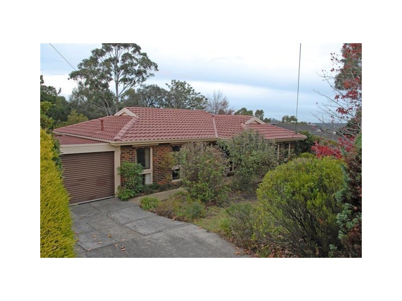 42 Holyrood Crescent, Ringwood North VIC 3134