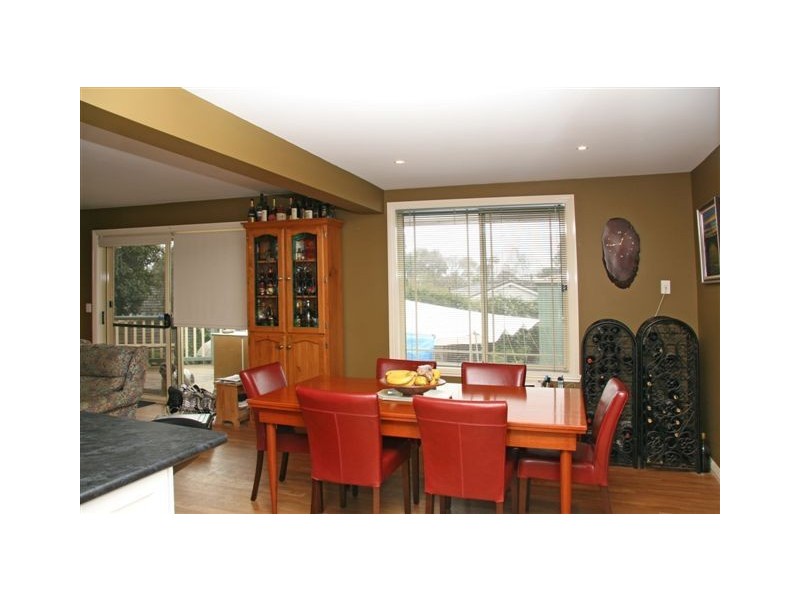 1 Gilda Court, Ringwood VIC 3134