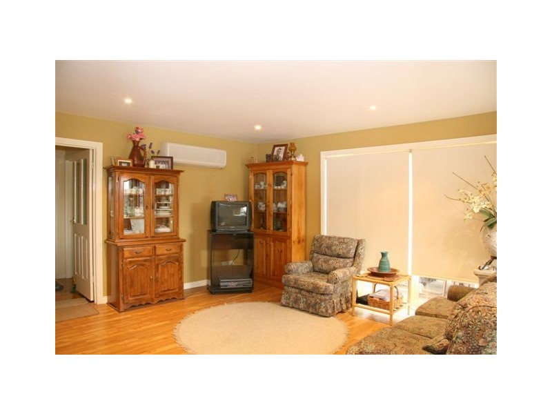 1 Gilda Court, Ringwood VIC 3134