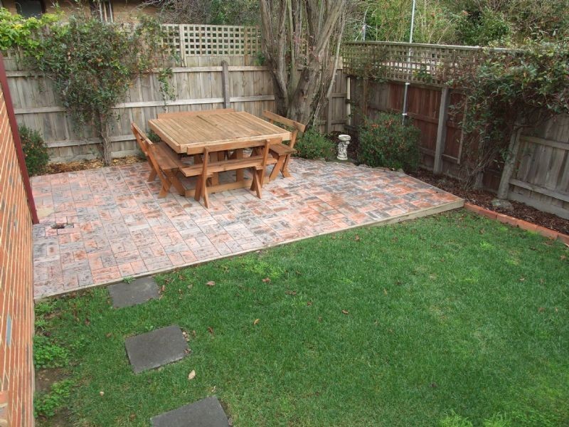 2/6 Ellison Street, Blackburn VIC 3130