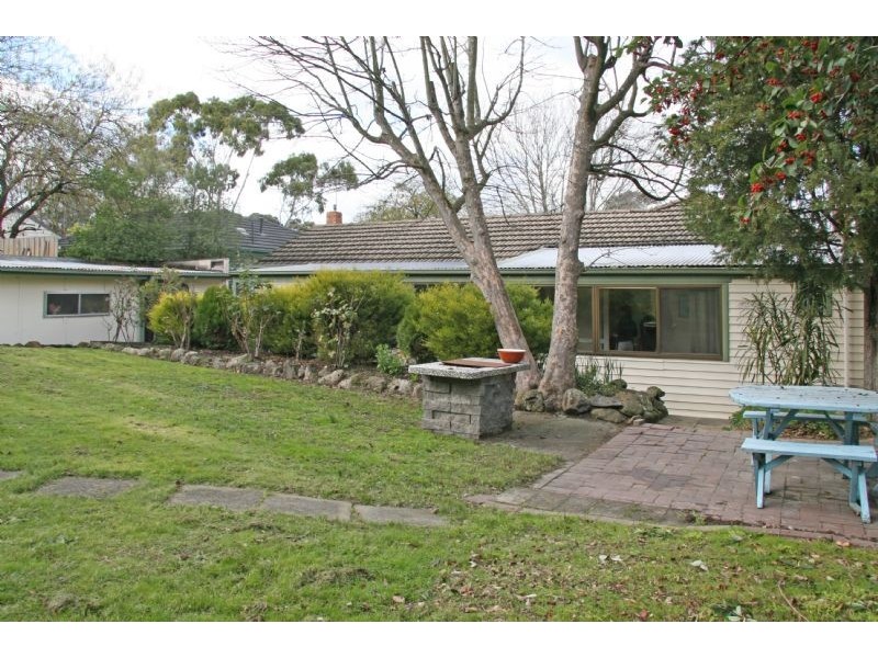 32 Andrew Street, Ringwood VIC 3134