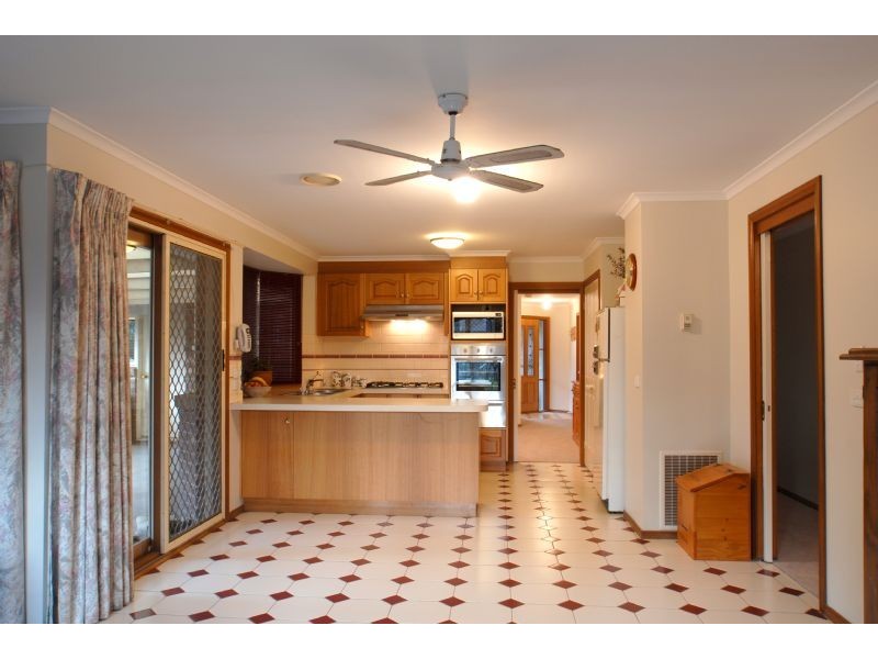 30 Handasyde Avenue, Kilsyth South VIC 3137