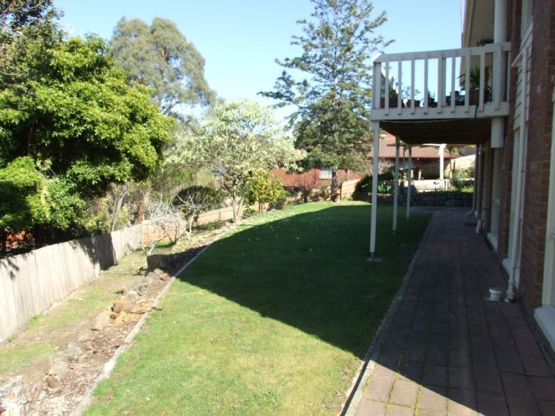 9 Darren Rise, Doncaster East VIC 3109