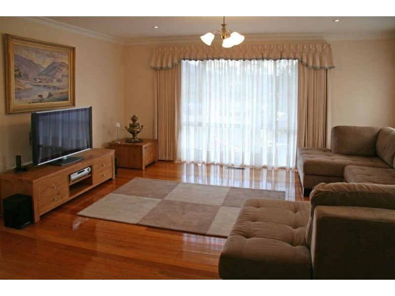 6 Kya-Lami Rise, Mooroolbark VIC 3138