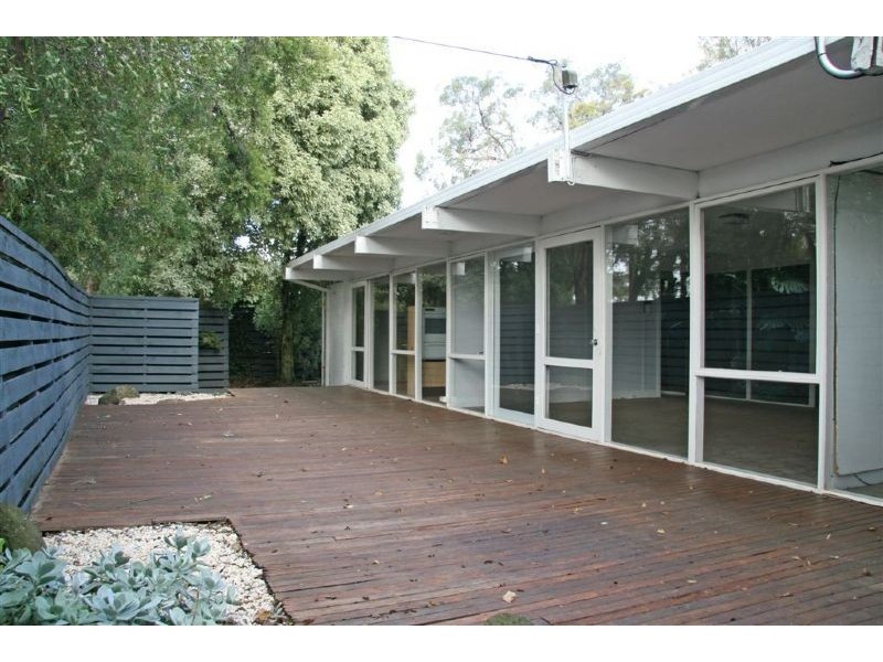 2 Byways Drive, Ringwood East VIC 3135