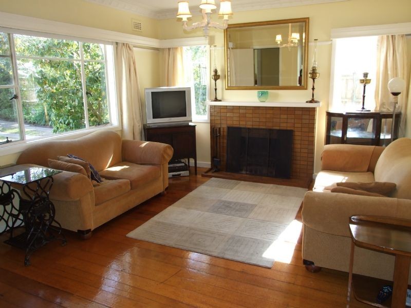 13 Canterbury Road, Heathmont VIC 3135